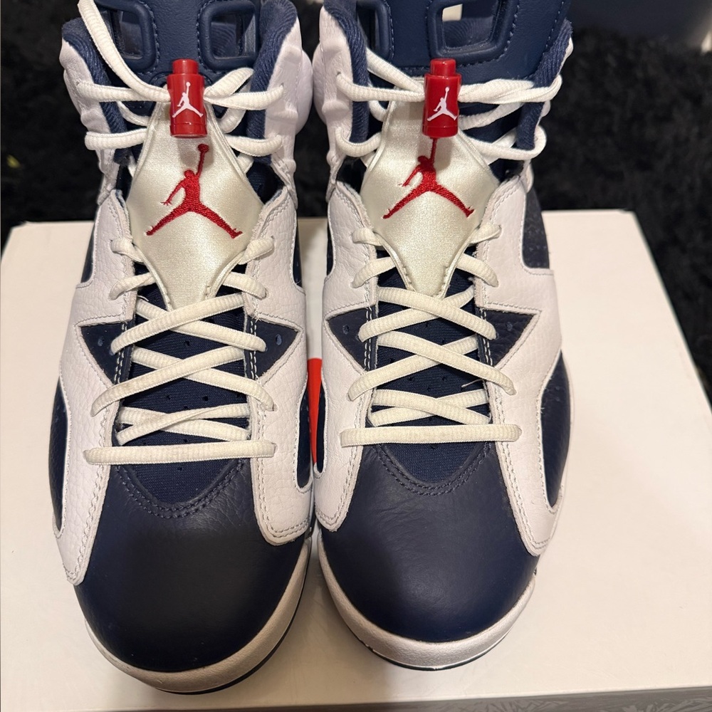 Air Jordan 6 Olympic (retro) size 8.5